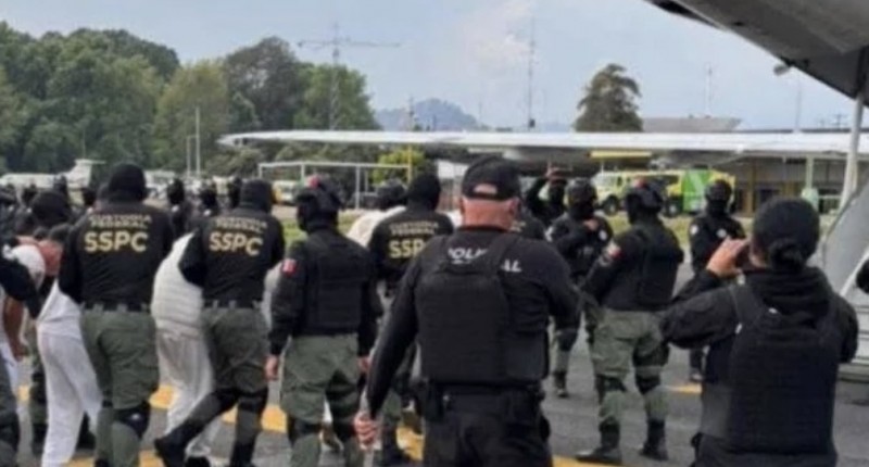  HARFUCH ORDENA EL TRASLADO DE 25 REOS DE MICHOACÁN A PENALES FEDERALES