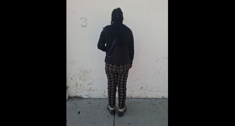 DETENIDA POR ROBAR ARTÍCULOS DE UNA TIENDA EN ZONA CENTRO DE AGUASCALIENTES