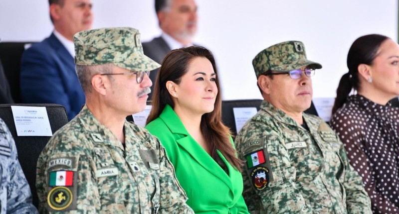 TERE JIMÉNEZ ENCABEZA ENCUENTRO CON MANDOS DE LA V REGIÓN MILITAR EN AGUASCALIENTES