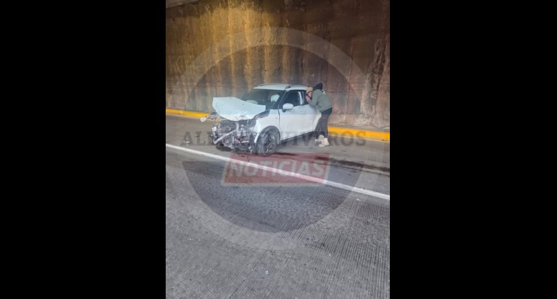 PIERDE LA VIDA EN ACCIDENTE EN DESNIVEL DE 2DO ANILLO PONIENTE A GRAN VELOCIDAD Y SIN CINTURÓN DE SEGURIDAD