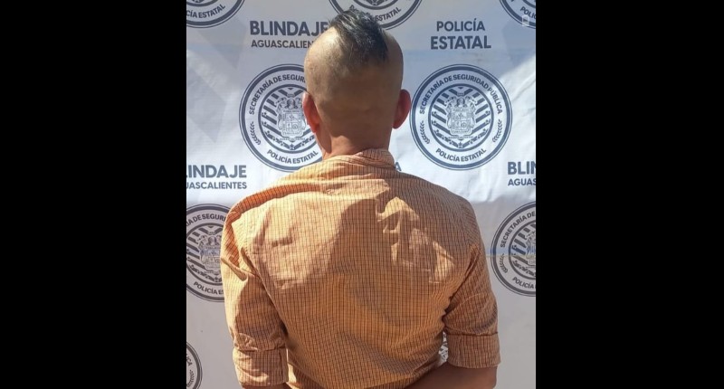 DETIENEN A SUJETO ARMADO EN CALLES DEL FRACCIONAMIENTO NATURA, EN AGS