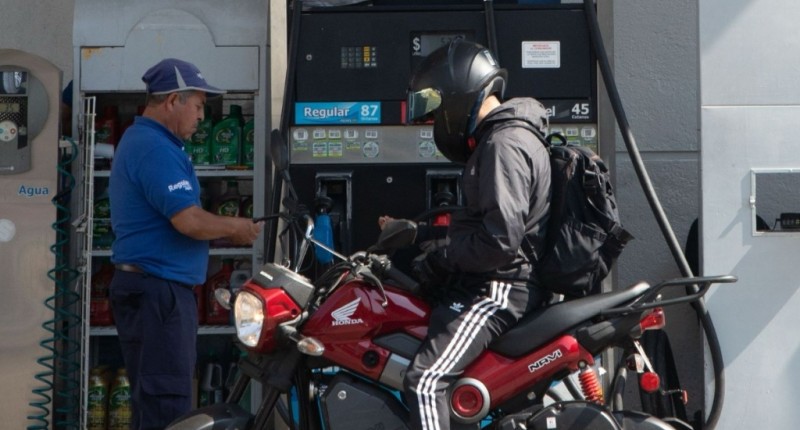 HACIENDA REACTIVA EL SUBSIDIO A LAS GASOLINAS ANTE ALZA GLOBAL ¿A QUIÉNES BENEFICIA?