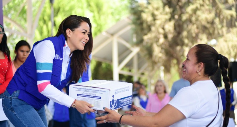 TERE JIMÉNEZ ACERCA APOYOS A PRODUCTORES Y FAMILIAS DEL CAMPO DE AGS