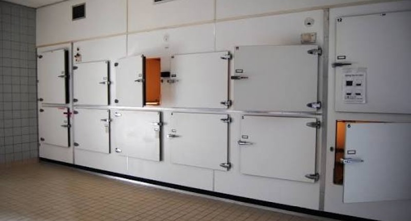 MUEREN EN AGS UN HOMBRE QUE CAYÓ DE UNAS ESCALERAS Y OTROS DOS QUE SE ACCIDENTARON EN MOTOCICLETA 