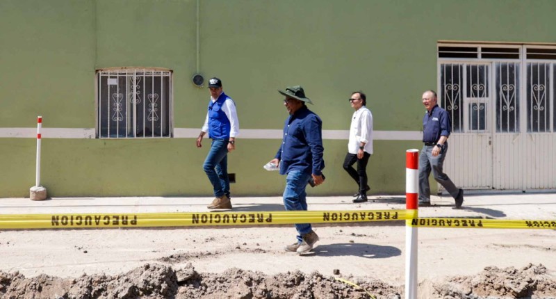 SUPERVISA ALCALDE DE AGS, LEO MONTAÑEZ, REHABILITACIÓN DE RED SANITARIA EN LA COLONIA DEL CARMEN
