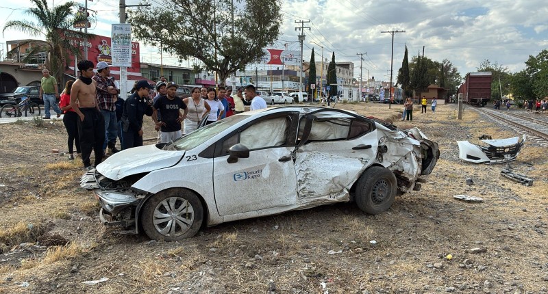 QUISO GANARLE EL PASO AL TREN EN PABELLÓN DE ARTEAGA Y ACABÓ EN EL HOSPITAL