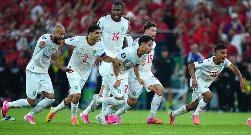 MARRUECOS GOLEÓ A CANADÁ Y SE CLASIFICÓ A LOS CUARTOS DE FINAL DE LA COPA DEL MUNDO.
