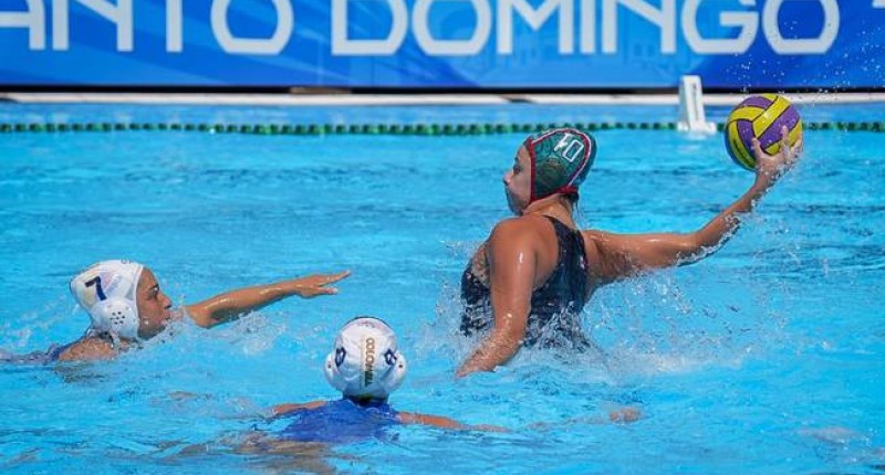EQUIPO FEMENIL MEXICANO DE POLO ACUÁTICO CONQUISTA PLATA EN CENTROAMERICANOS