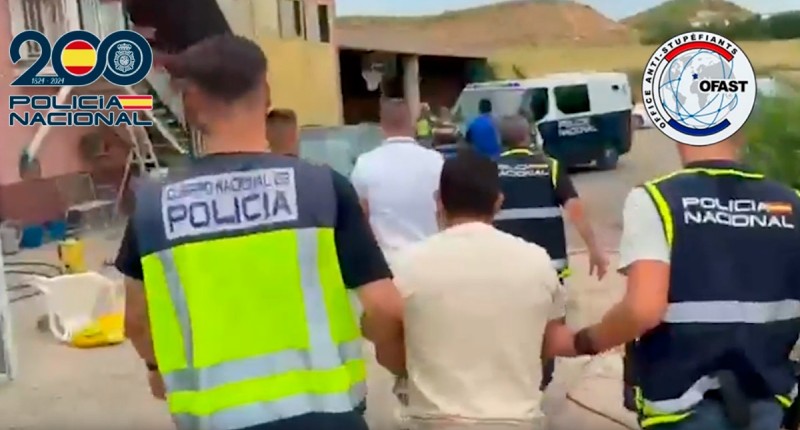 ESPAÑA DESMANTELA CÉLULA DEL CJNG QUE TRAFICABA METANFETAMINA DILUIDA EN VAINILLA