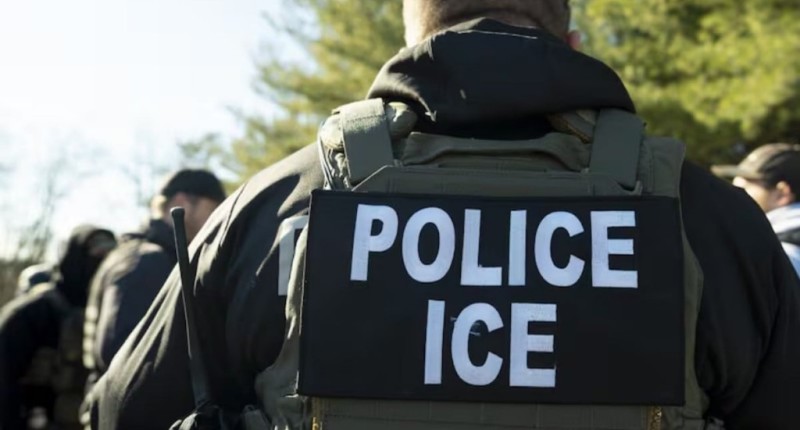 AGENTES DE ICE TENDRÁN CÁMARAS CORPORALES PARA FINALES DE SEPTIEMBRE; PUBLICARÁN VIDEOS SOLO SI RESPONDEN A `INTERESES´ DE LA AGENCIA