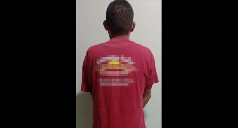 PRESUNTO RESPONSABLE DE UN HOMICIDIO EN UN HECHO  DE TRÁNSITO FUE DETENIDO POR POLICÍAS ESTATALES, ADEMAS LE ASEGURARON ENVOLTORIOS QUE CONTENIAN SUSTANCIA GRANULADA AL PARECER CRISTAL