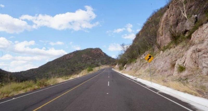 ESTRATEGIA `CERO ROBOS AL TRANSPORTE´: BAJAN ASALTOS EN TRES CARRETERAS DE MÉXICO