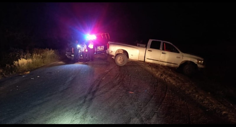 CAMIONETA CHOCÓ CONTRA UN CABALLO EN CARRETERA DE RINCÓNDEROMOS, EL JINETE FUE TRASLADADO EN CÓDIGO ROJO A RECIBIR ATENCIÓN MÉDICA AL HOSPITAL