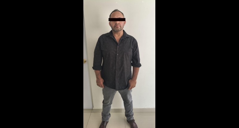SE ROBÓ UNA LAPTOP DE UN LOCAL COMERCIAL EN EL FRACC. JARDINES DE LA ASUNCIÓN, EN AGS, Y FUE DETENIDO 