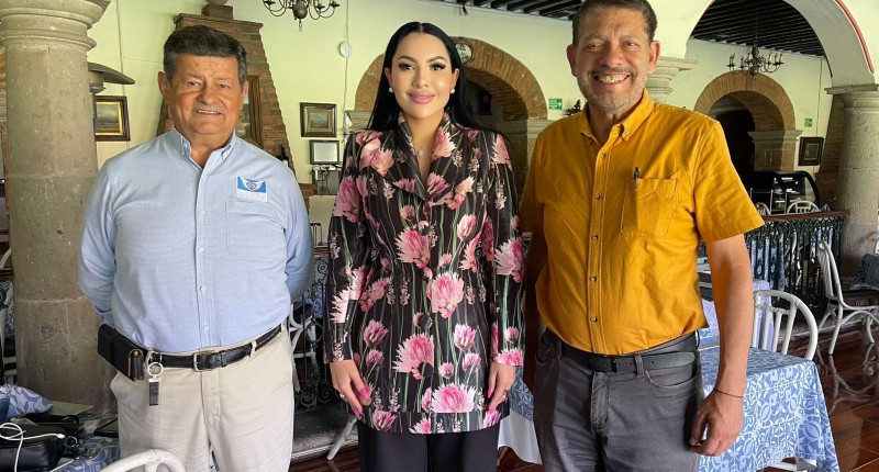 SUMAMOS ESFUERZOS POR UN MEJOR TEPEZALÁ: LETY OLIVARES