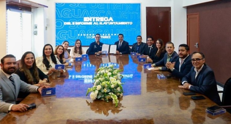 ENTREGA LEO MONTAÑEZ SU SEGUNDO INFORME DE ACTIVIDADES AL H. AYUNTAMIENTO DE AGUASCALIENTES