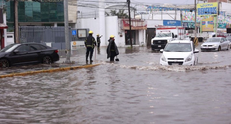 `MARIE´SE CONVIERTE EN HURACÁN CATEGORÍA 1; SUSPENDEN CLASES EN BAJA CALIFORNIA