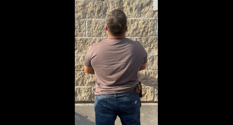 DETIENEN A UN SUJETO EN EL MUNICIPIO DE SAN FRANCISCO DE LOS ROMO QUE TENÍA EN SU PODER UN ARMA DE FUEGO