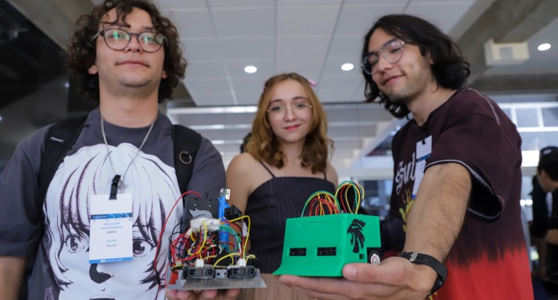 LA BATALLA DE ROBOTS MINISUMO REGRESA A LA UAA AHORA EN SU CUARTA EDICIÓN 