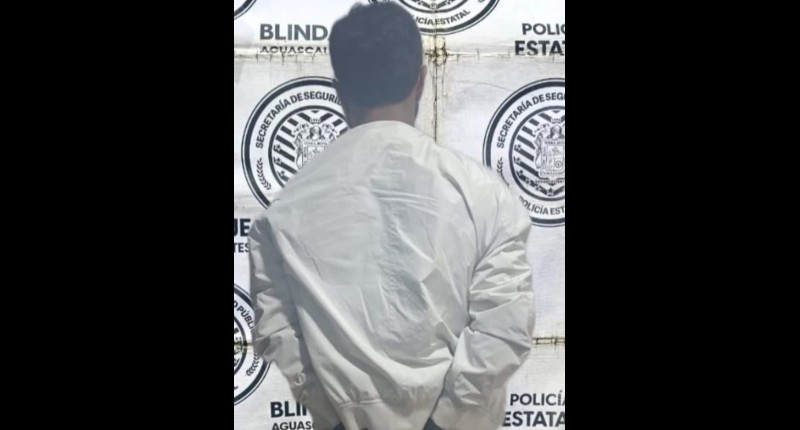 DETIENEN A SUJETO EN LA ZONA CENTRO DE JESÚS MARÍA, AGS,  CON VARIOS ENVOLTORIOS DE DIVERSAS DROGAS 