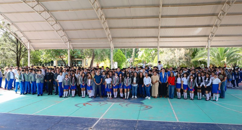EN CALVILLO EL PROGRAMA `PRESIDENTE EN TU ESCUELA´ LLEGÓ AL CECYTEA