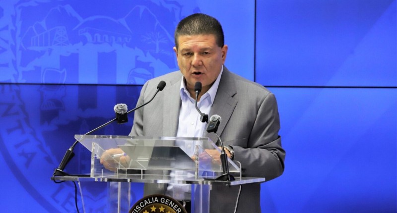 FGR DETIENE A CÉSAR JÁUREGUI, EXFISCAL DE CHIHUAHUA, LO ACUSA DE PRESUNTA TRAICIÓN A LA PATRIA POR OPERATIVO 