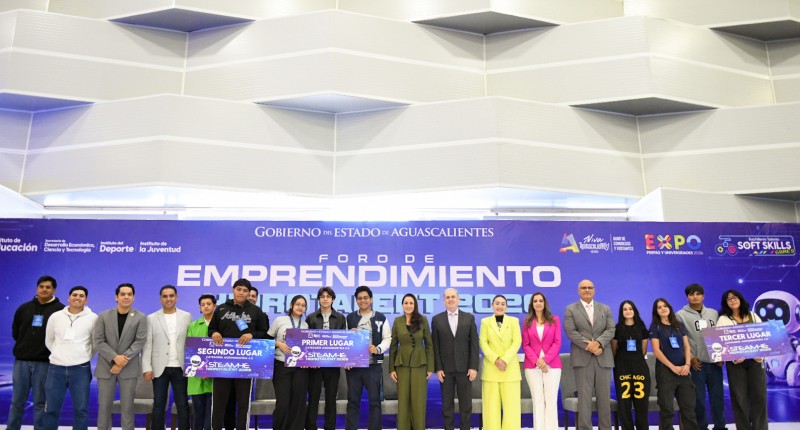 RECONOCE TERE JIMÉNEZ TALENTO Y CREATIVIDAD DE JÓVENES EMPRENDEDORES DE AGUASCALIENTES